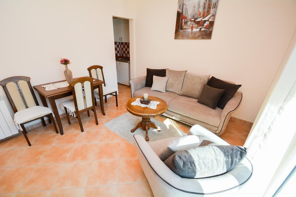 Apartments Jovanovic Kotor Exterior photo