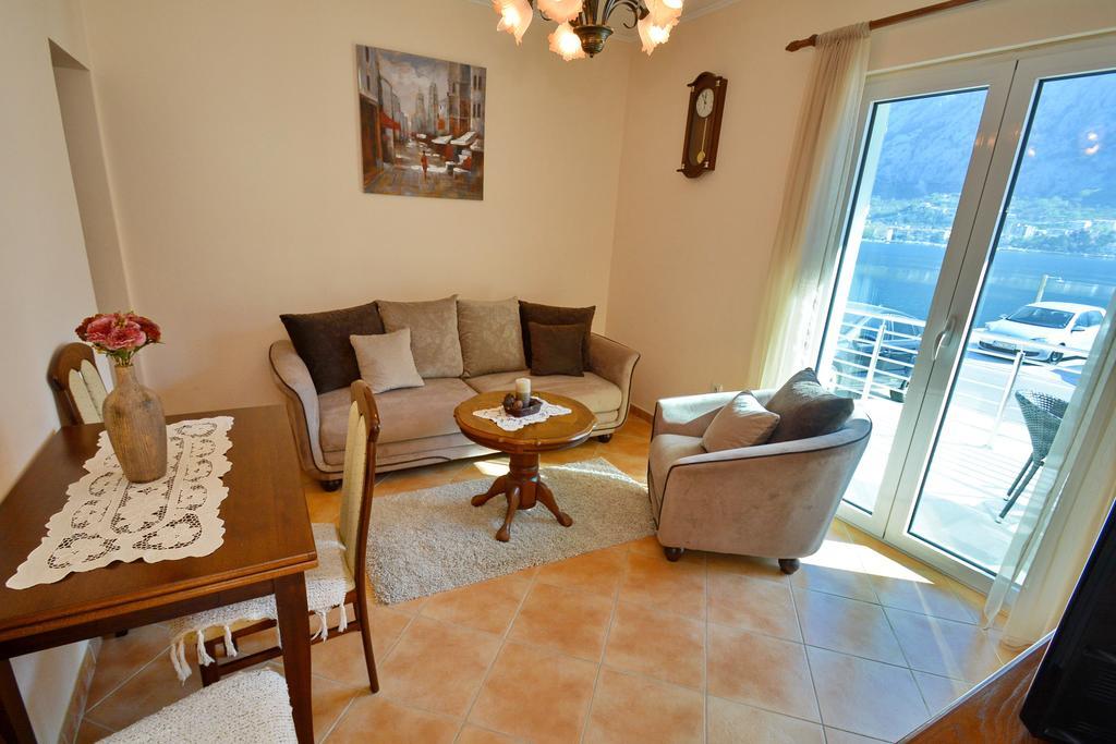 Apartments Jovanovic Kotor Exterior photo