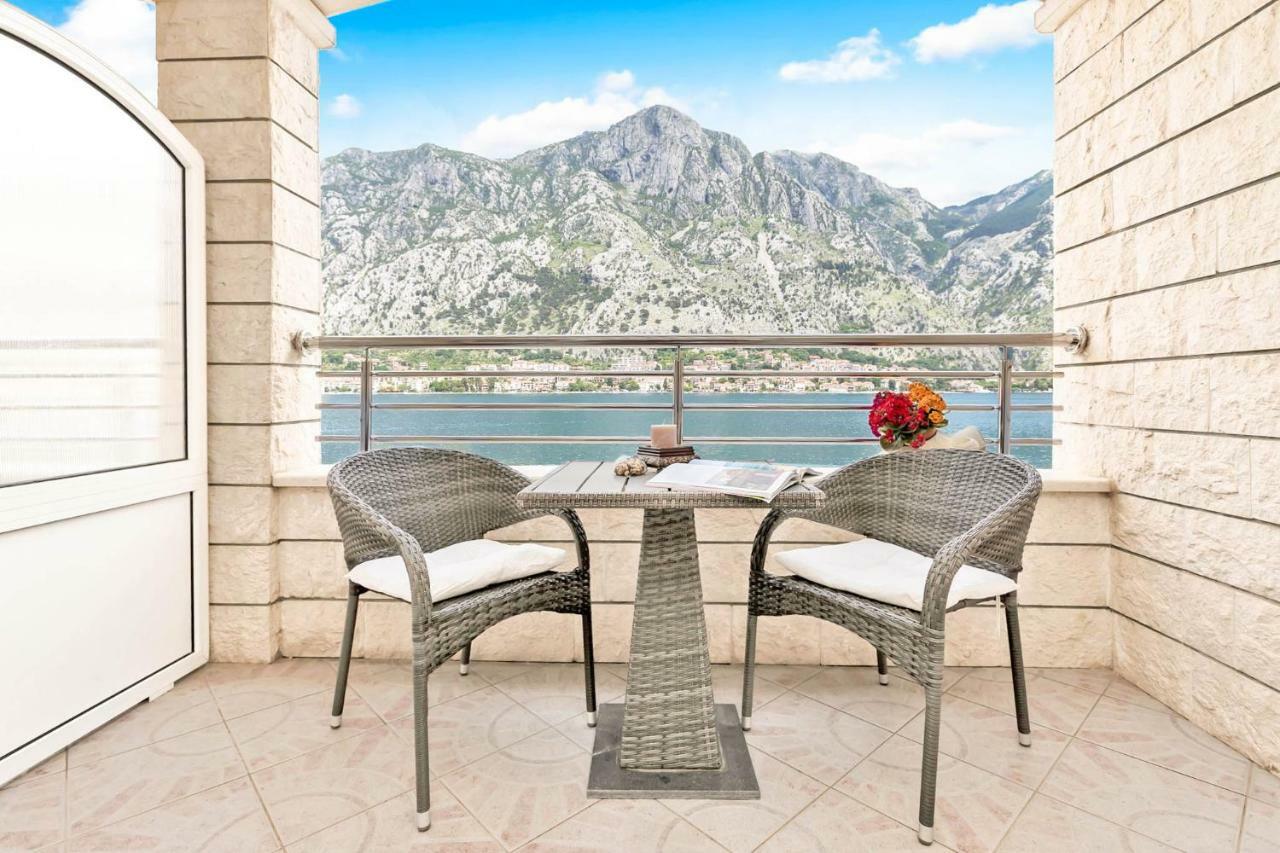 Apartments Jovanovic Kotor Exterior photo