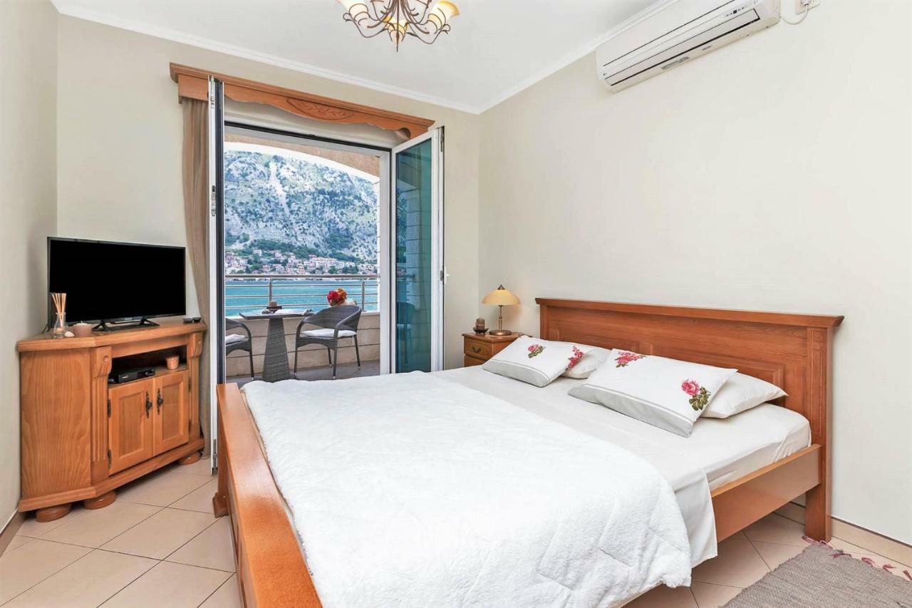Apartments Jovanovic Kotor Exterior photo